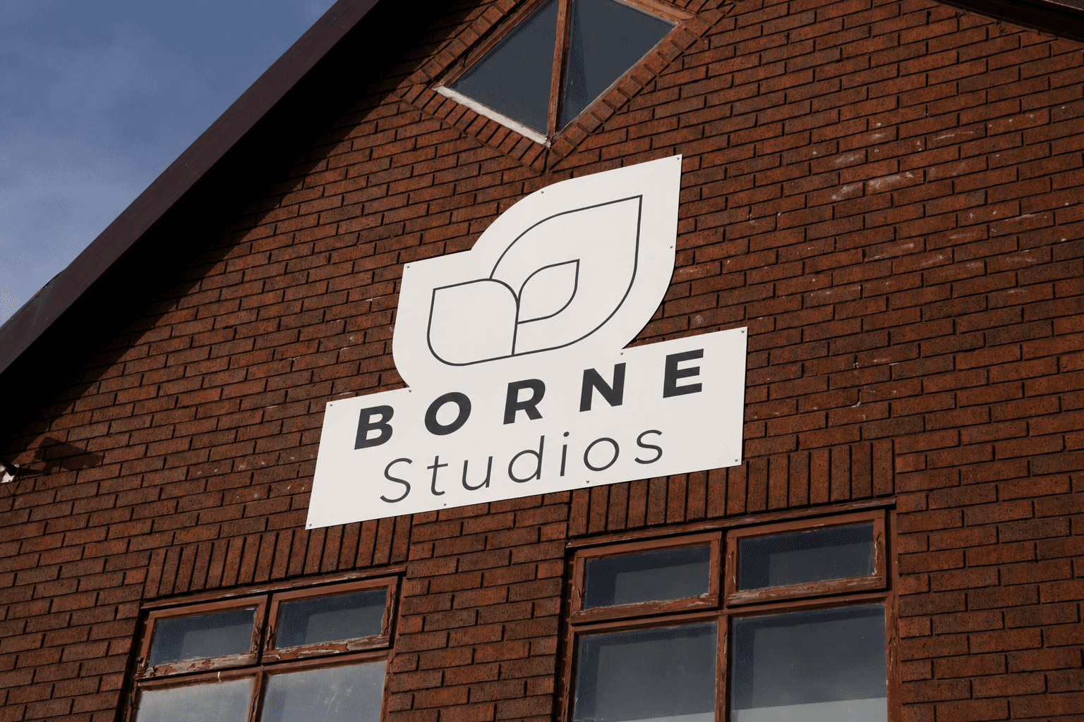 Behind the scenes virtual production stage